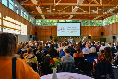 Die Sporthalle war mit 200 Gästen so gefüllt wie nie!